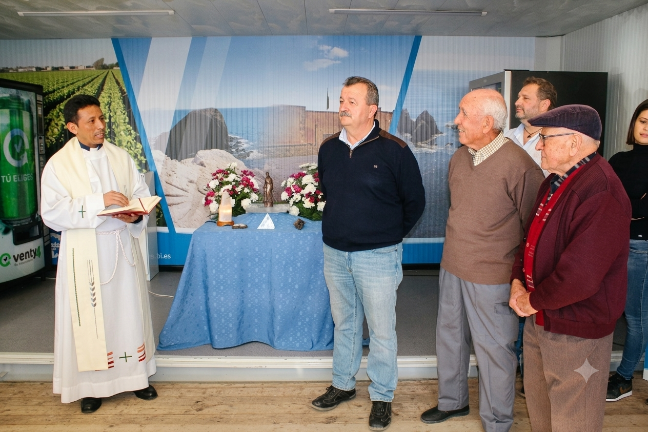 Bendición Santa Bárbara. Párroco, alcalde y antiguos mineros